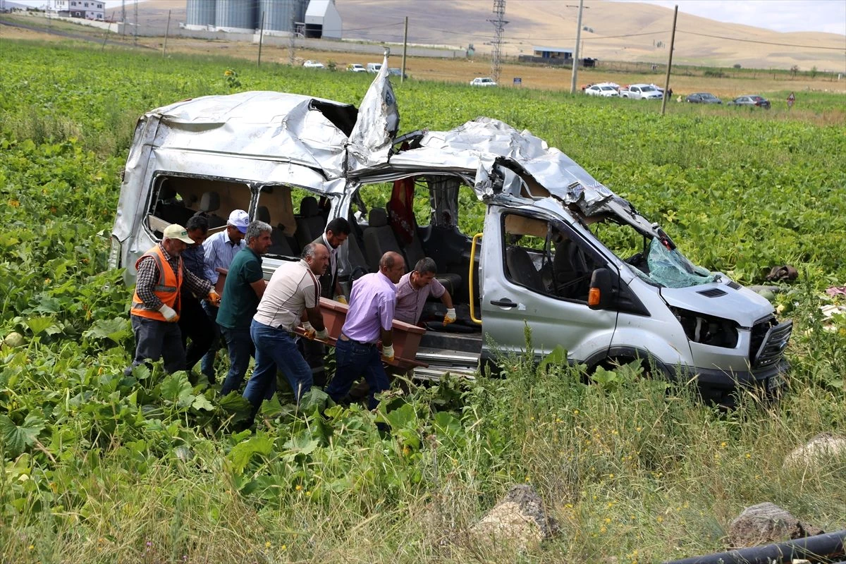 Nevşehir\'de trafik kazası: 7 ölü, 11 yaralı