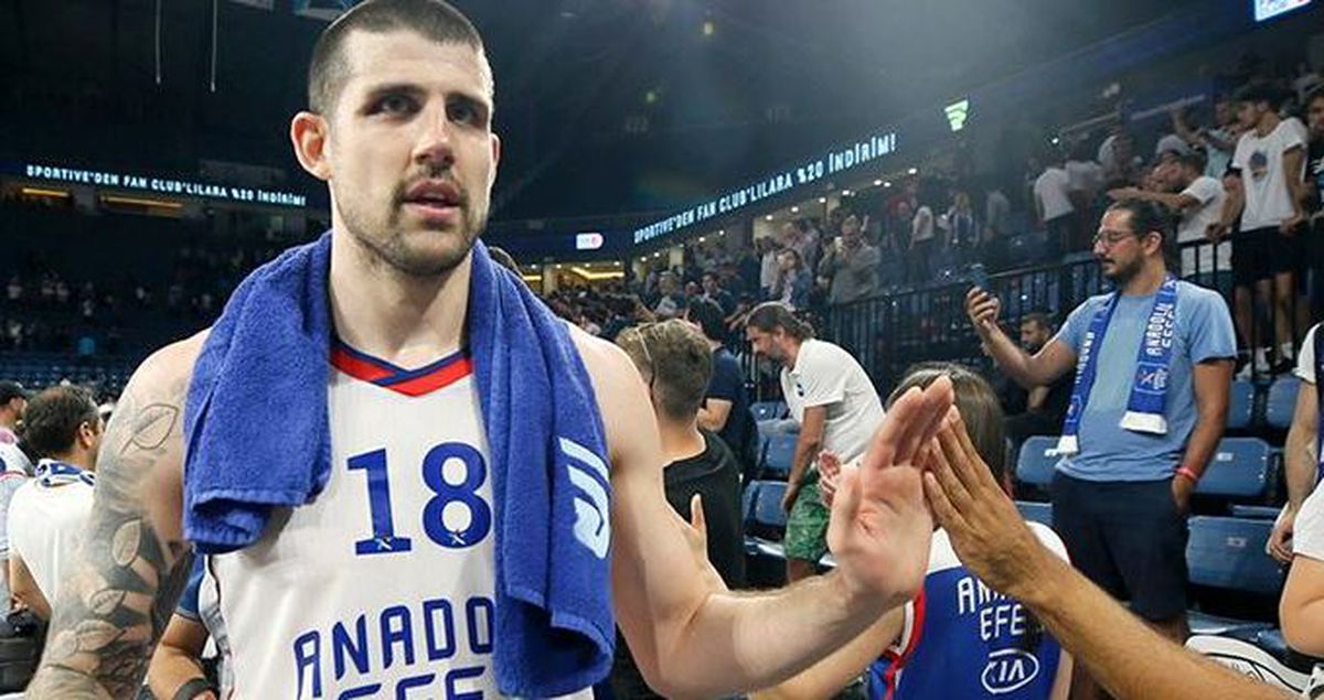 Anadolu Efes\'te Moerman 14 hafta yok!
