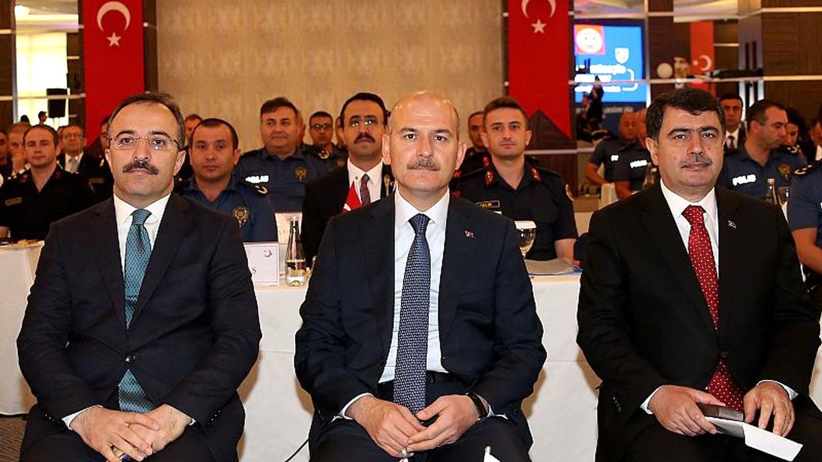 Bakan Soylu: Halkın helal oylarıyla terörü belediyelerde merkez haline getirenlere sessiz kalamayız