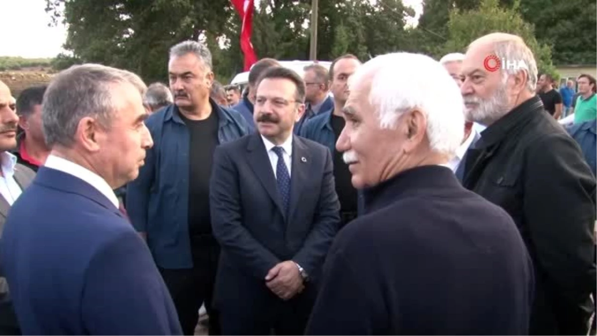 Bakan Yardımcısı Dursun, gözyaşları arasında toprağa verildi