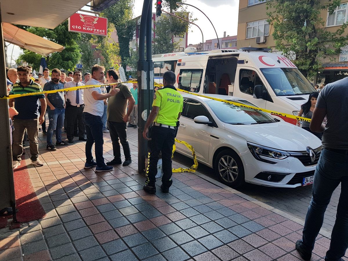Balıkesir\'de torun dedesi ve ninesini bıçakladı