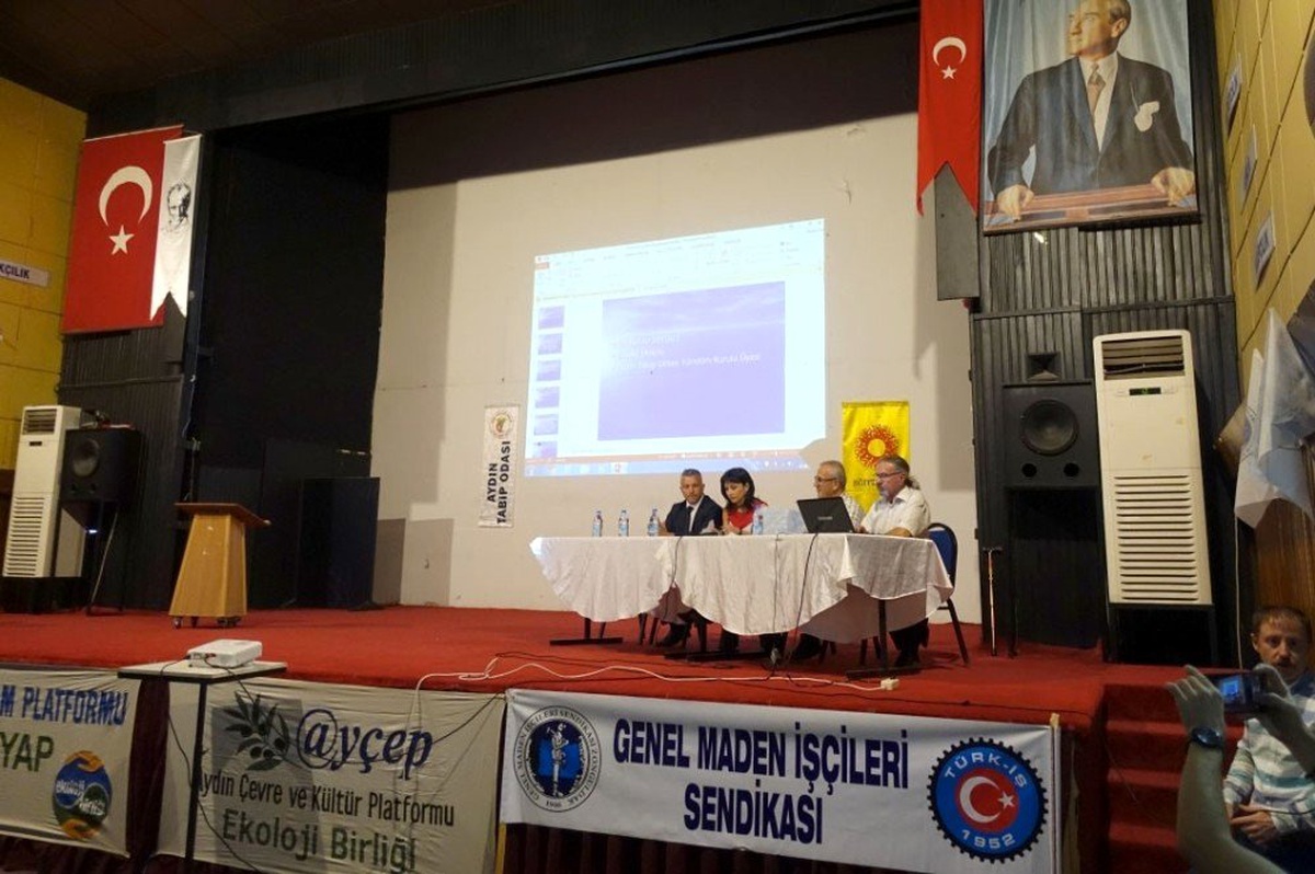 Demir, madenlerin insan ve çevre etkileri konferansına katıldı