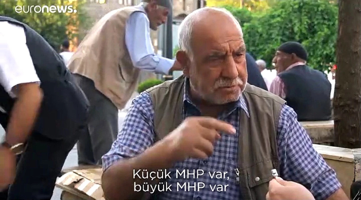 Diyarbakır halkı belediye başkanlarının görevden alınmasına ne diyor?