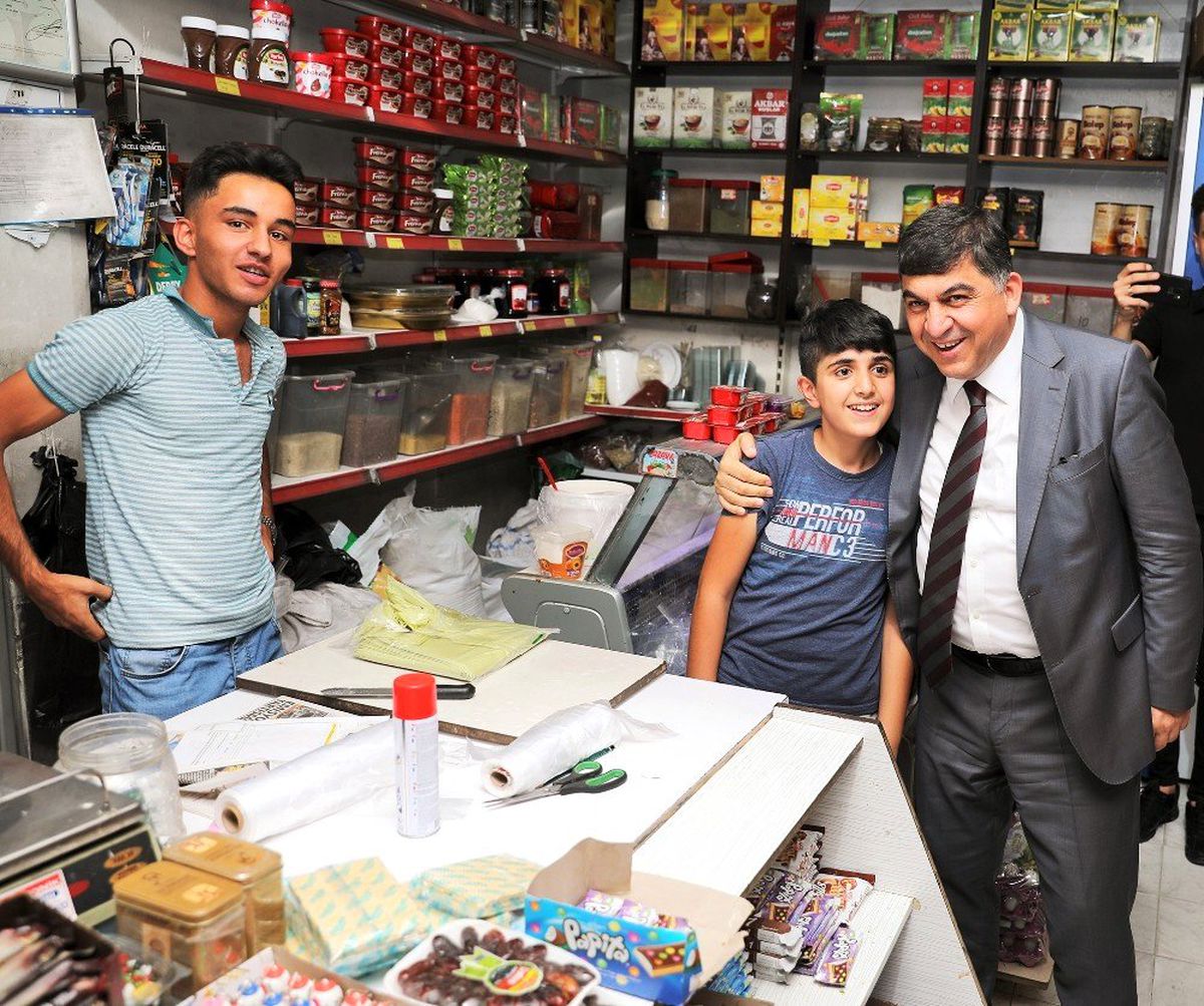 Fadıloğlu, Dülükbaba Mahallesi\'ni ziyaret etti