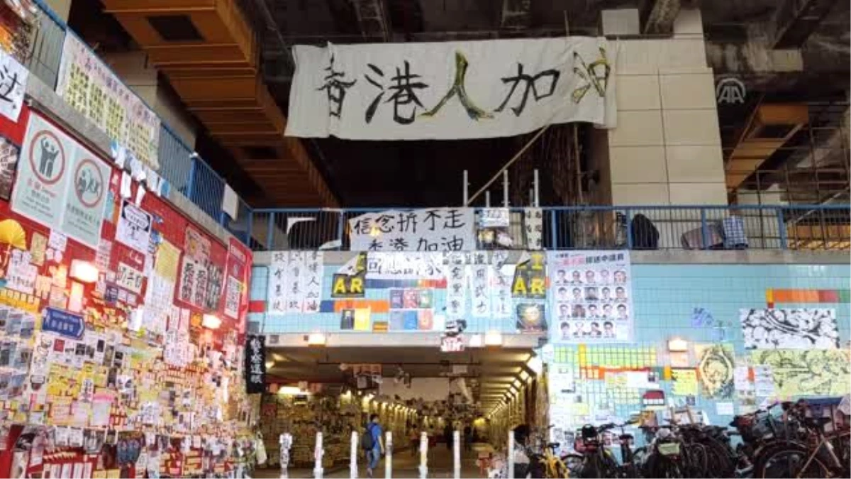 Hong Kong\'da protestolar, "Lennon Tüneli"yle halka yansıyor - HONG