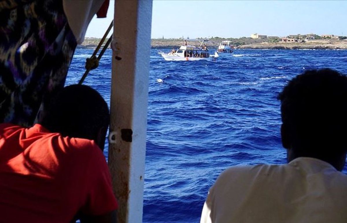 İspanyol STK gemisinde gergin bekleyiş sürüyor