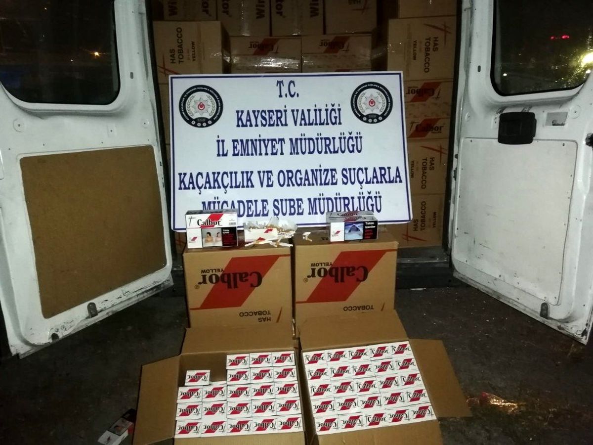 Kayseri\'de kaçak akaryakıt ve makaron operasyonu