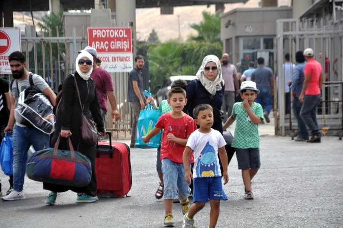 Kurban Bayramı\'nda ülkelerine giden Suriyeliler dönüyor