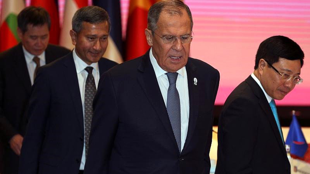 Lavrov: Cihatçıların saldırılarına karşılık verileceği konusunda Türkiye\'yi uyardık