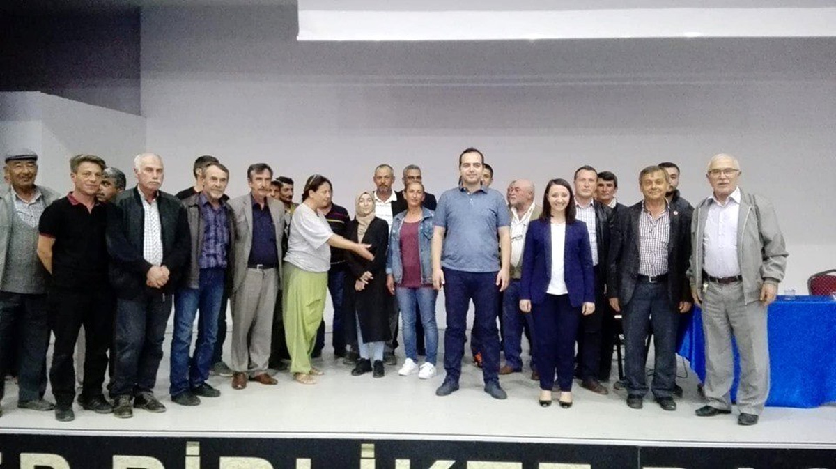 Pazaryeri\'nde \'Boncuk Fasulye\' üreticileri birlik kurma kararı aldı