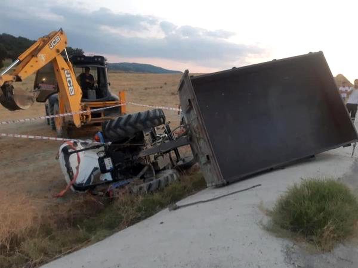 Traktörün altına kalan sürücü öldü