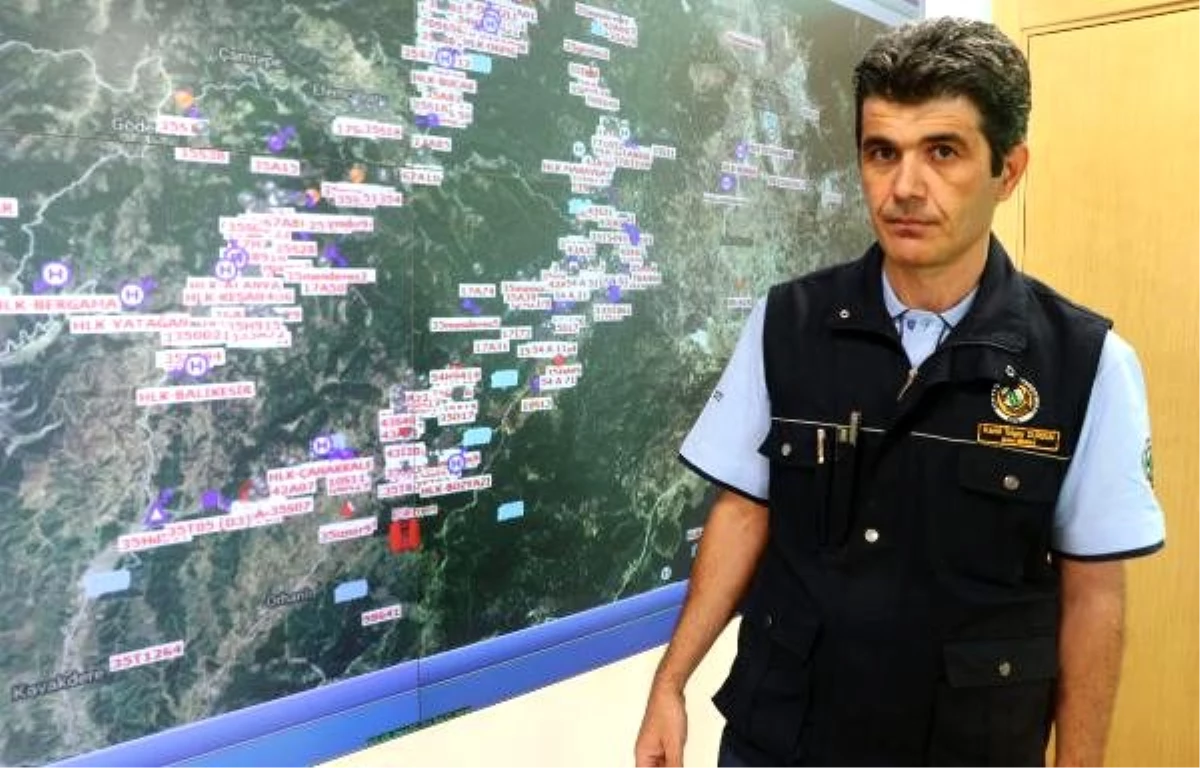 Yangınla Mücadele Şube Müdürü Dursun: İzmir\'deki yangın kısmen kontrol altına alındı