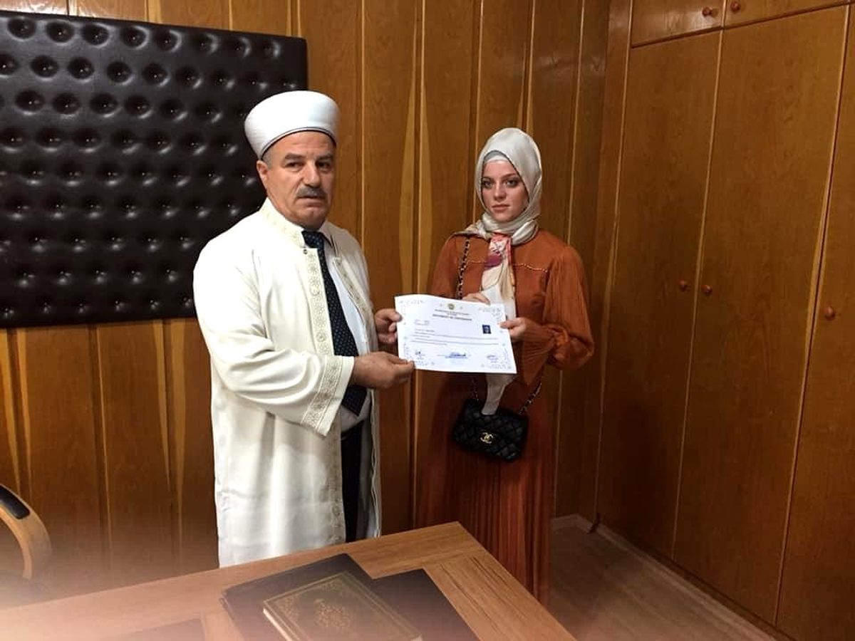 Almanya\'dan tatil için geldi Karasuda Müslüman oldu