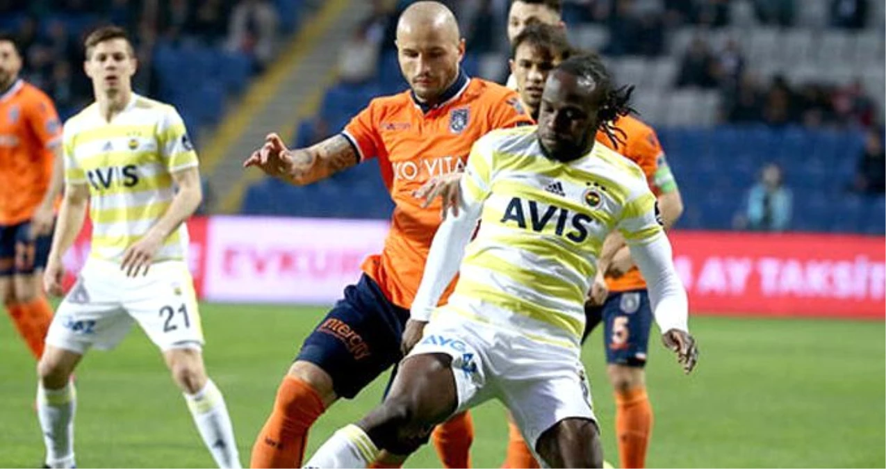 Başakşehir-Fenerbahçe maçının hakemi belli oldu!