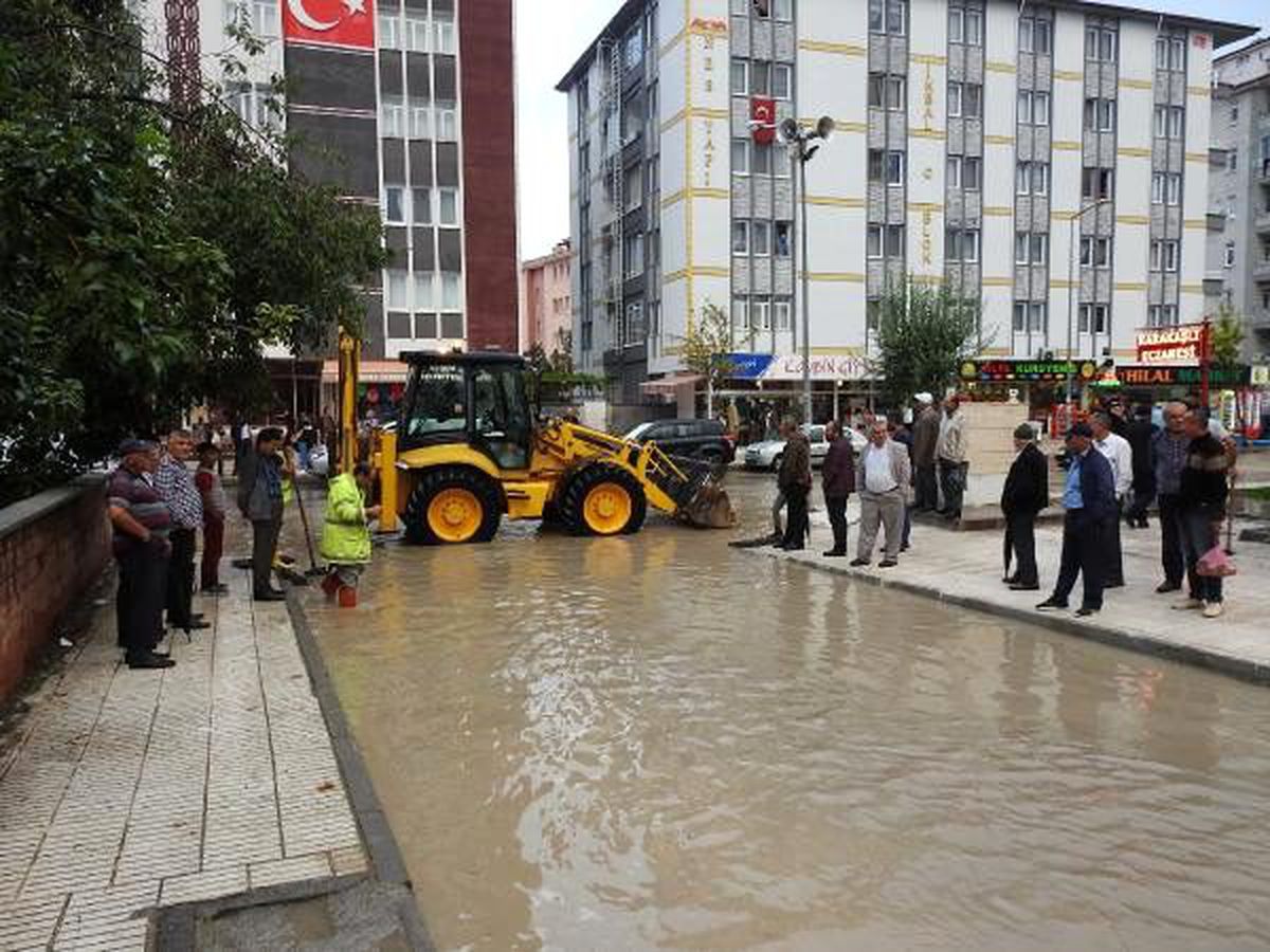 Çorum\'da şiddetli sağanak etkili oldu
