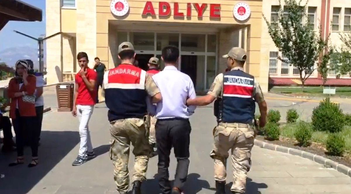 FETÖ\'cü şahıs düğünde yakalandı