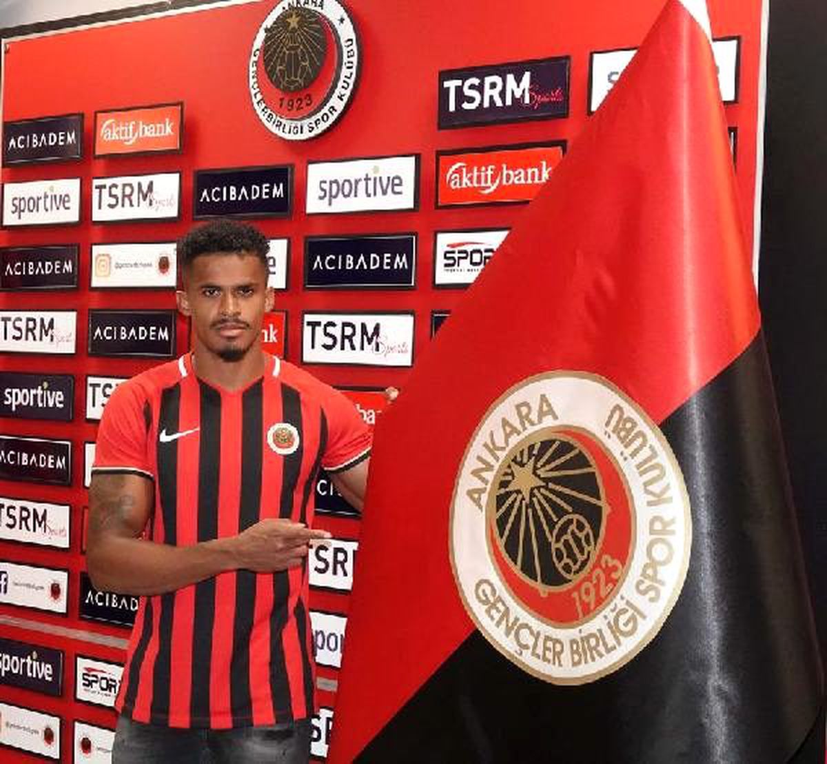 Gençlerbirliği Fabricio Baiano\'yu kadrosuna kattı