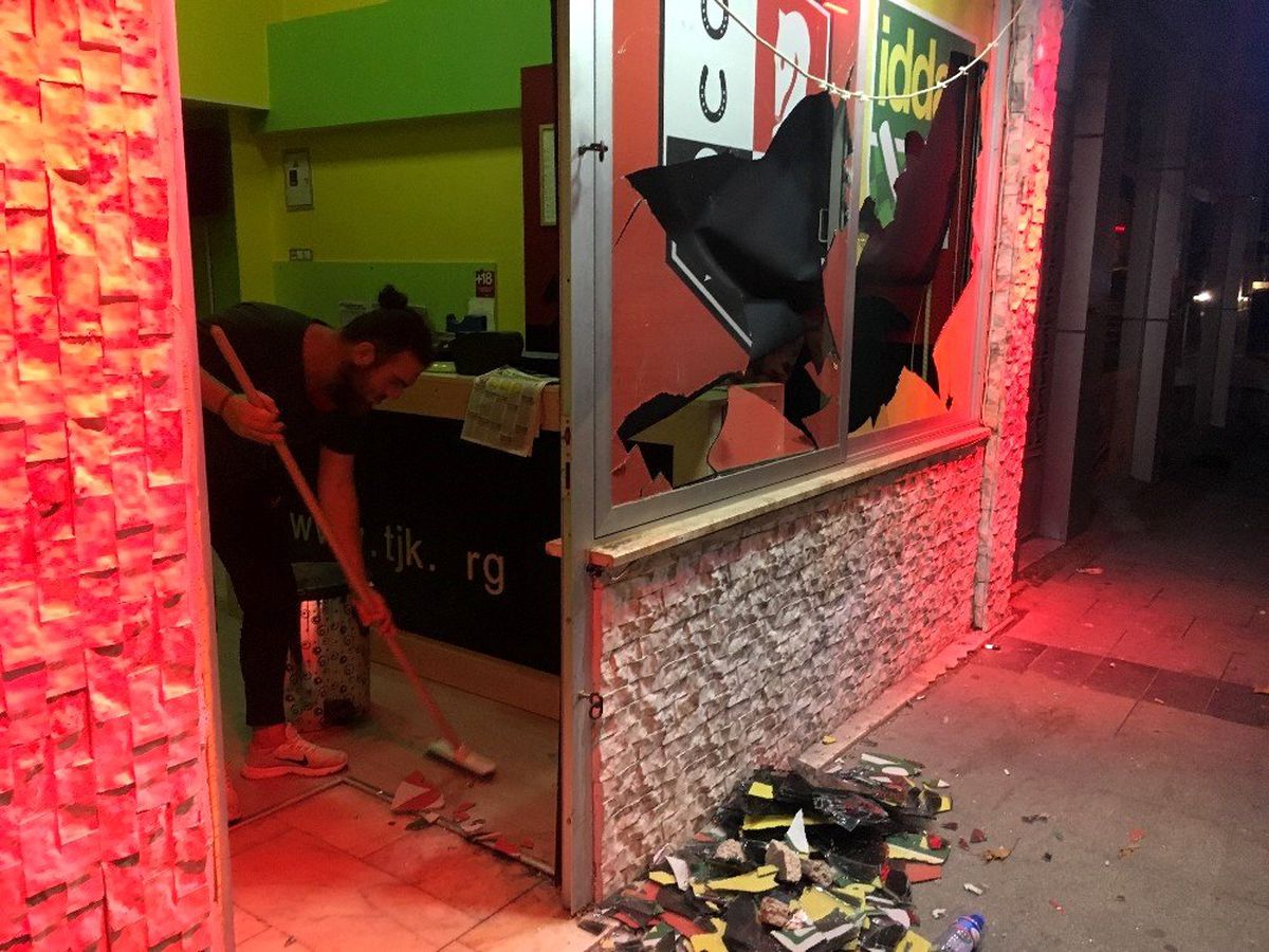 Maçta çıkan kavga stat dışına taştı: 1 yaralı