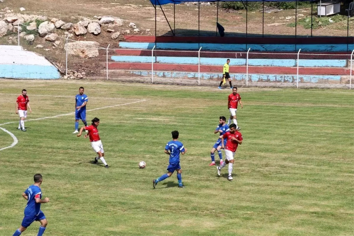 Mahalleler Arası Fındıkpınarı Futbol Turnuvası heyecanı sürüyor