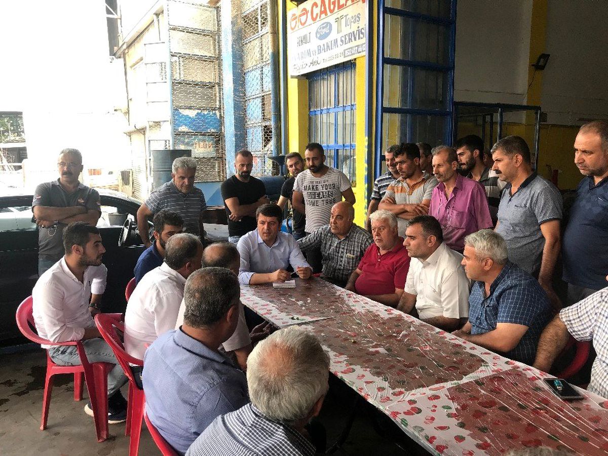 Milletvekili Tutdere esnafla yemekte buluştu