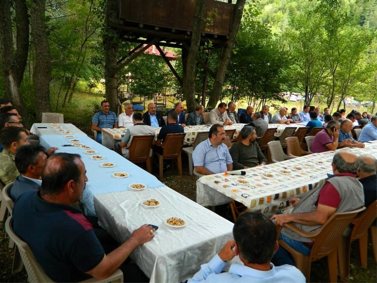 Posof Kaymakamına veda yemeği düzenlendi