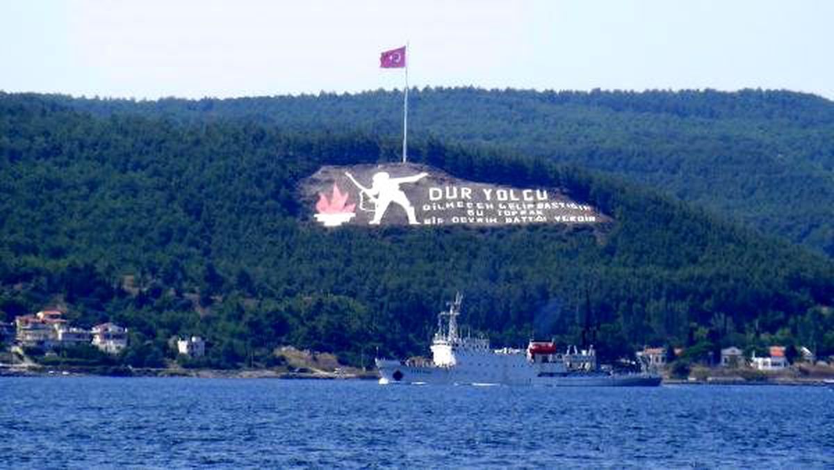 Rus araştırma ve istihbarat toplama gemisi, Çanakkale Boğazı\'ndan geçti