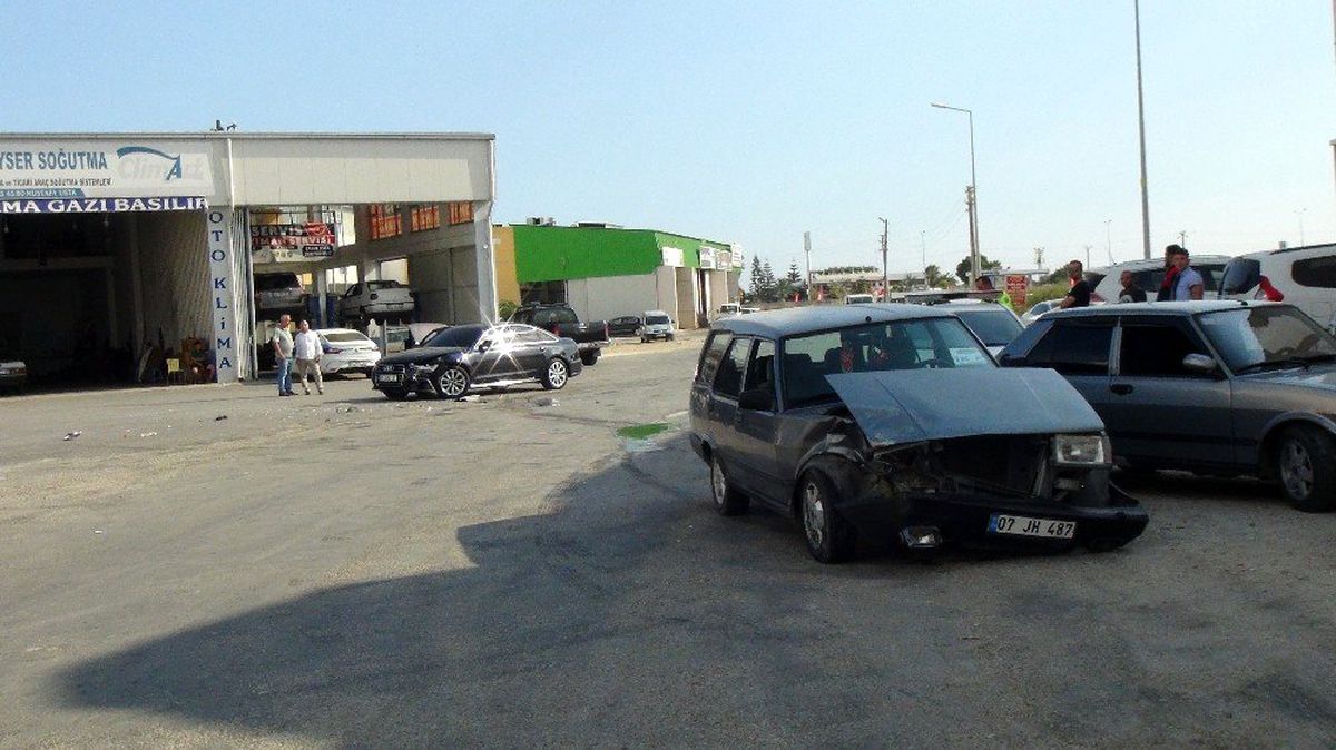Sanayi sitesinde trafik kazası: 1 yaralı