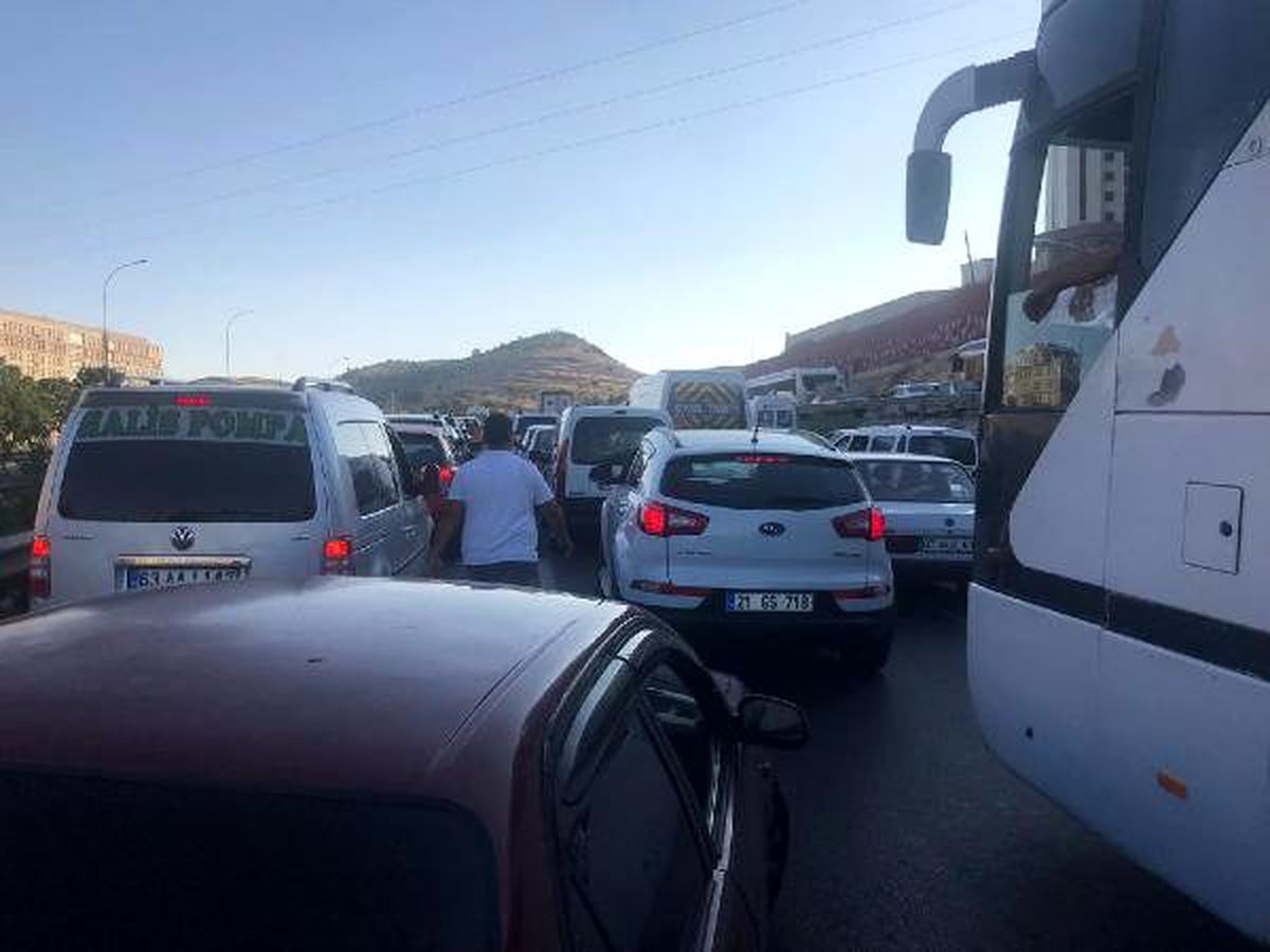 Şanlıurfa\'da fünye ile patlatılan şüpheli paketten patlayıcı çıktı