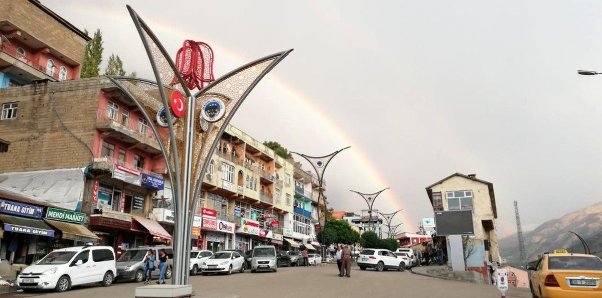 Şemdinli\'de gökkuşağı güzelliği