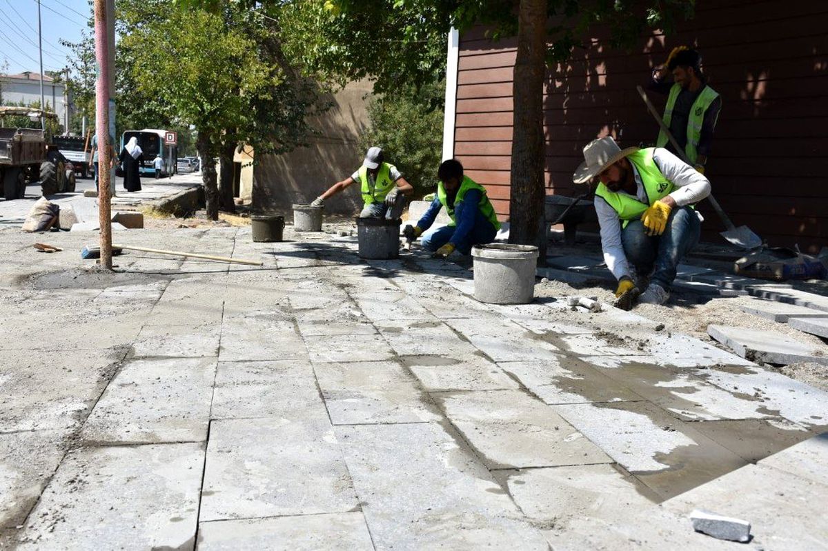 Sento Caddesi baştan sona kadar yenileniyor