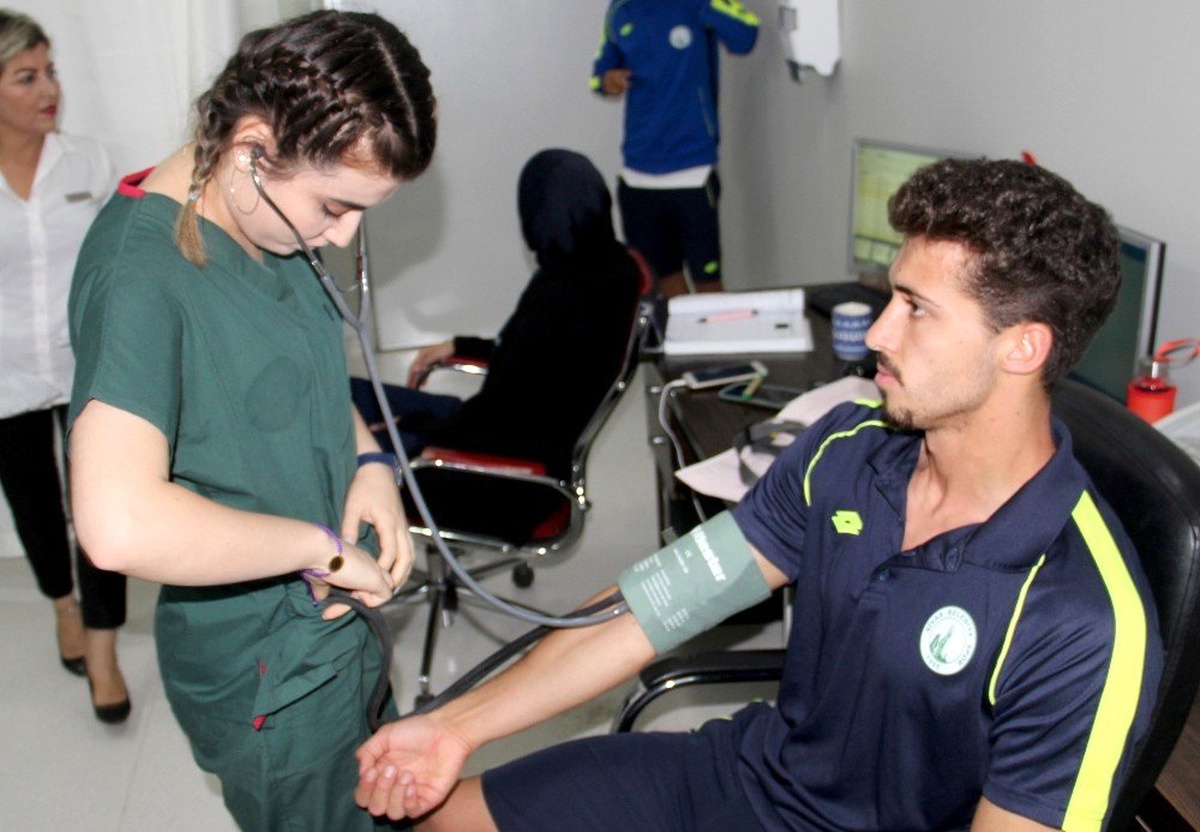 Sivas Belediyesporlu futbolcular sağlık kontrolünden geçti