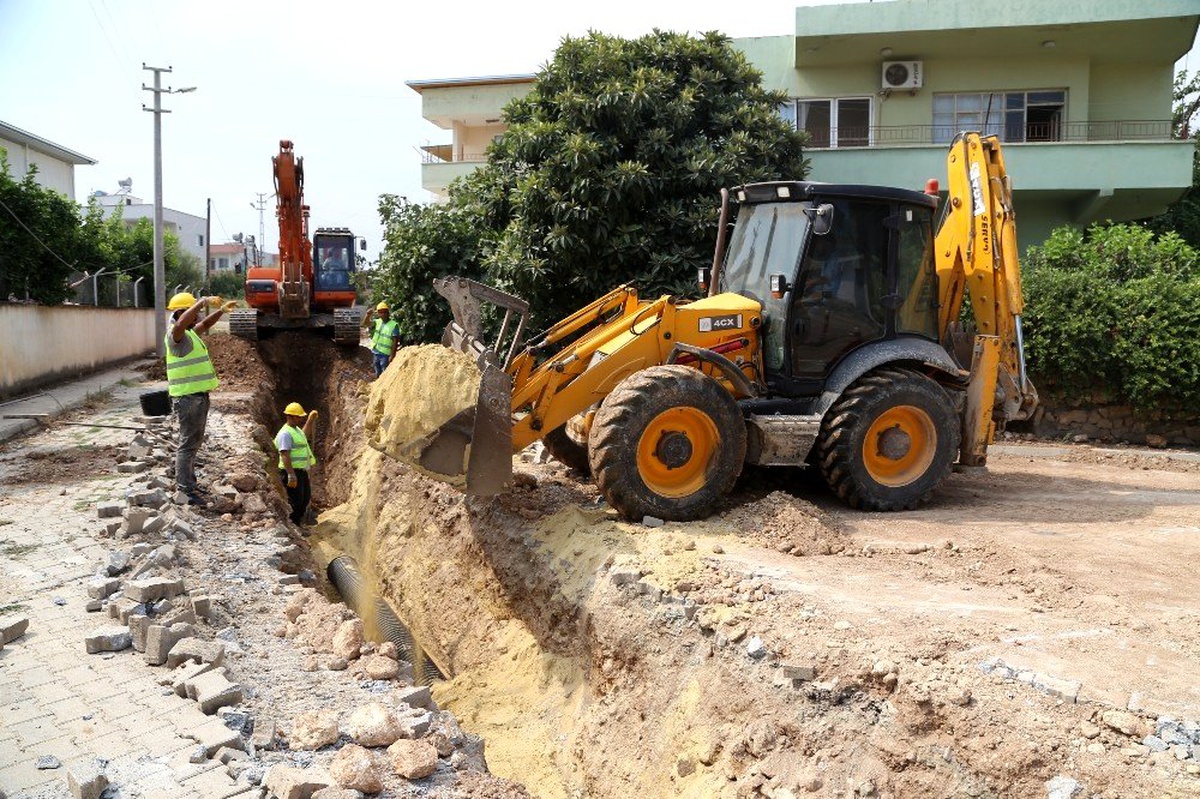 Üç mahallenin kanalizasyon sorunu çözüldü