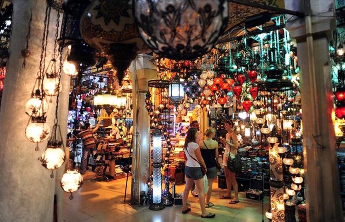 Yabancı ziyaretçilerin alışveriş artışı yüzde 70\'e dayandı