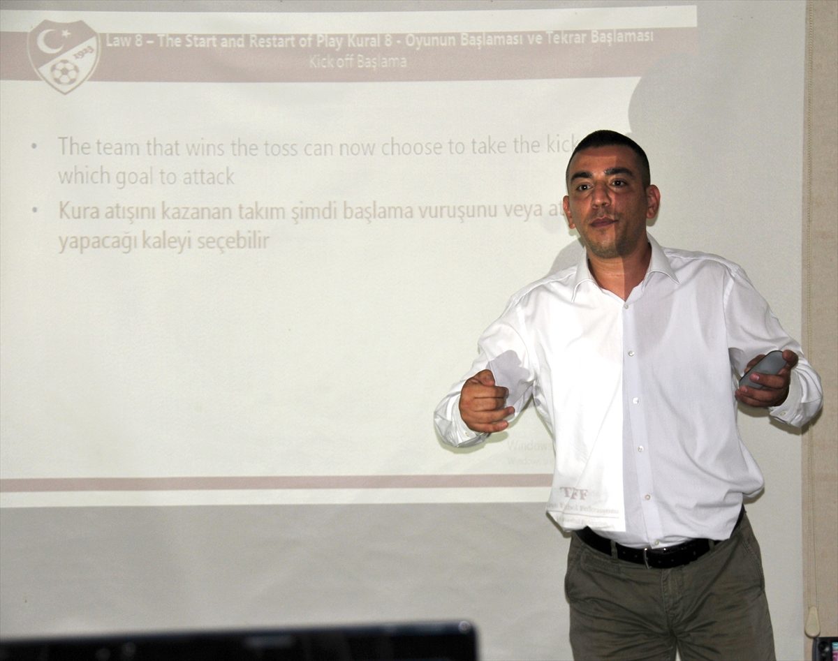 Adana\'da, futbolda değişen oyun kuralları semineri yapıldı