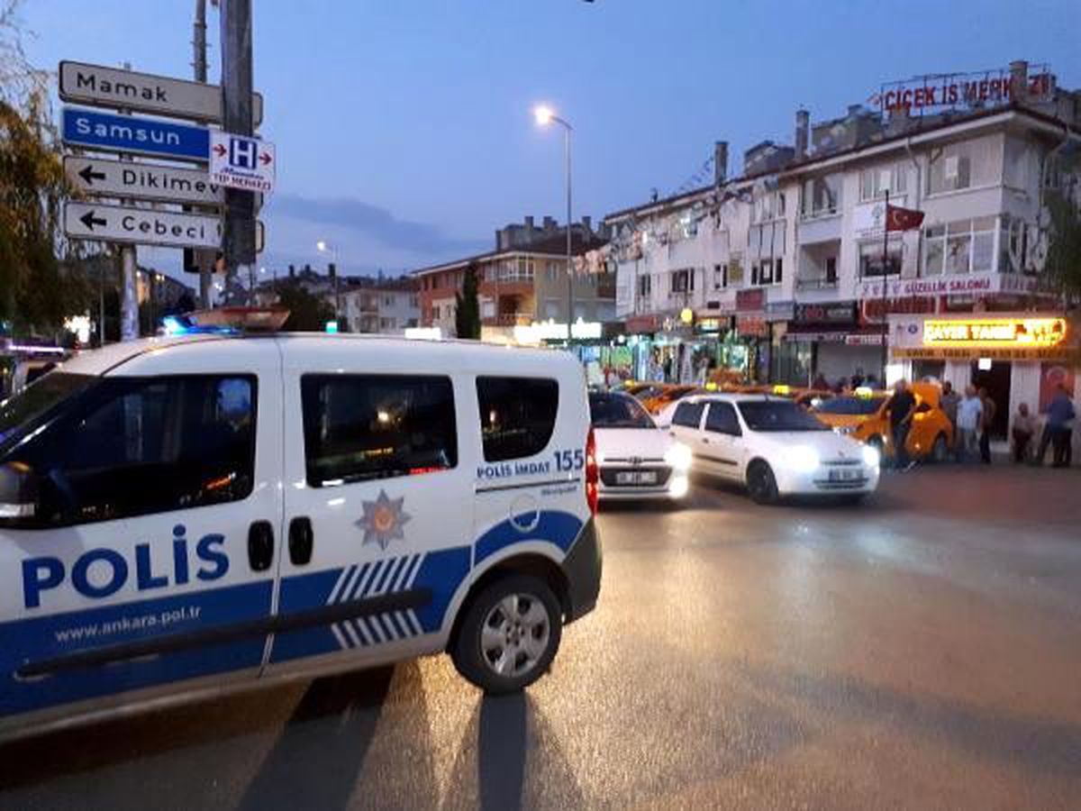 Ankara\'da izinsiz eylem yapan HDP\'li gruba müdahale: 17 gözaltı