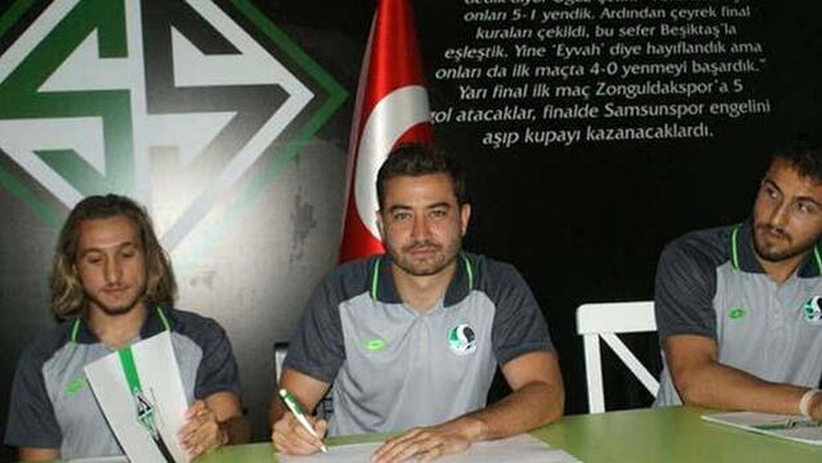 Aydın Yılmaz, Sakaryaspor\'a transfer oldu