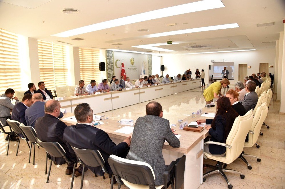 Belediye Meclis üyelerine "Yerel Yönetim Eğitimi" verildi