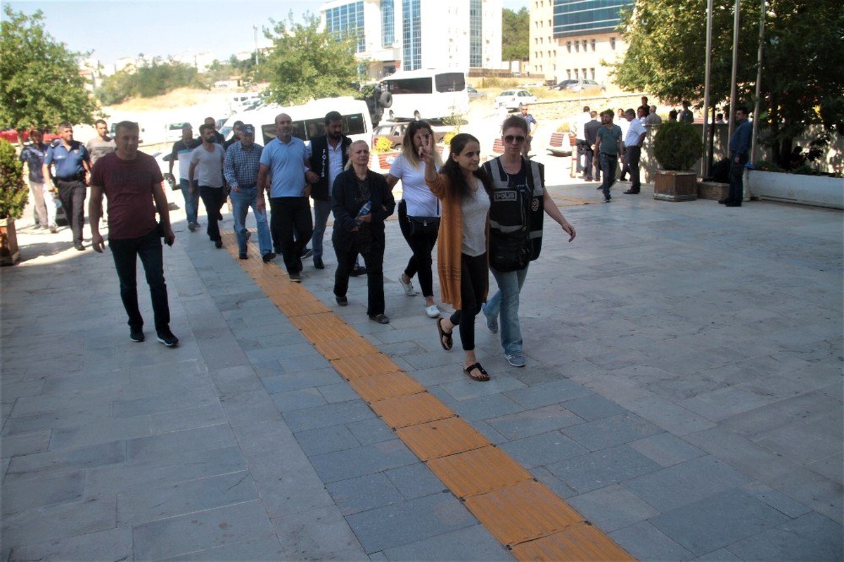 Elazığ\'da PKK/KCK operasyonu: 6 şüpheli adliyeye sevk edildi