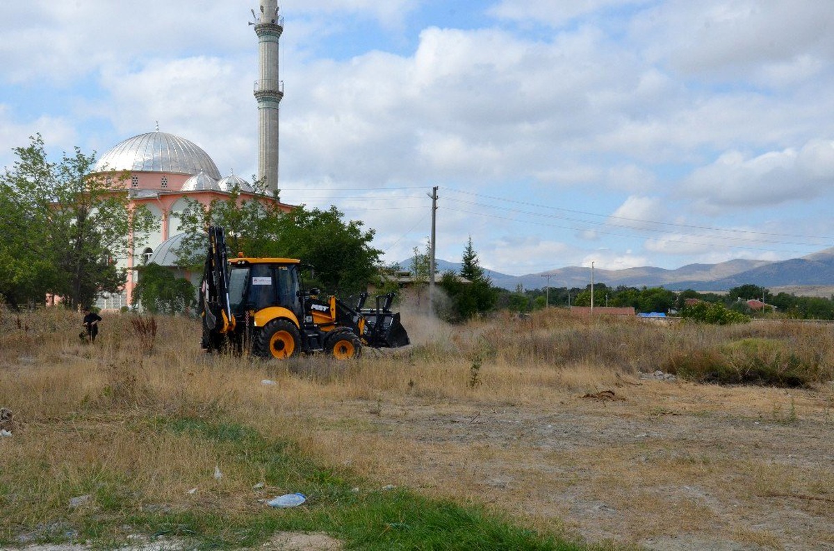 Günyüzü\'nde kadınlara yönelik sosyal yaşam merkezi için ilk kepçe vuruldu