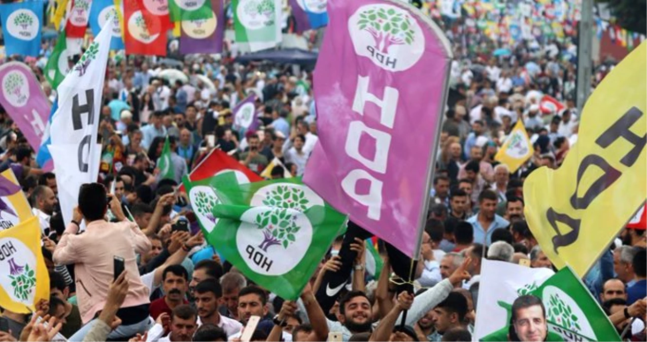 HDP\'li meclis üyesi "Etnik köken siyaseti yapıyorsunuz" diyerek partisinden istifa etti