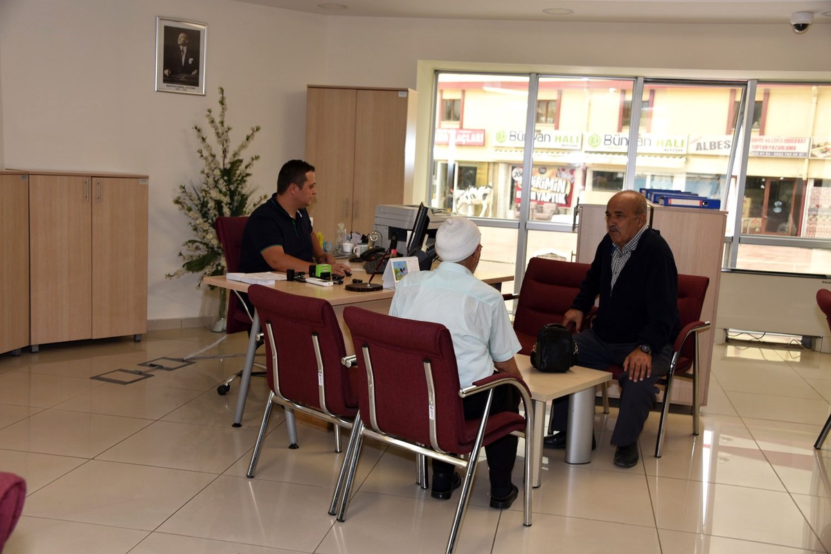 Karataylılar hem sorunlarını çözüyor hem de yönetime katılıyor