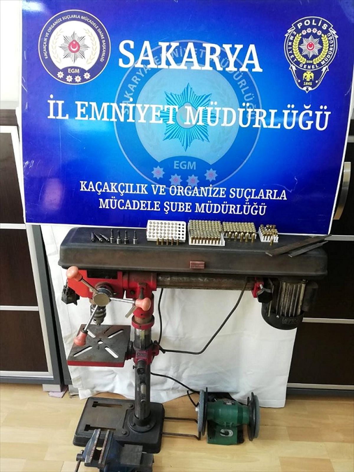Kocaeli\'de silah ve mühimmat kaçakçılığı operasyonu