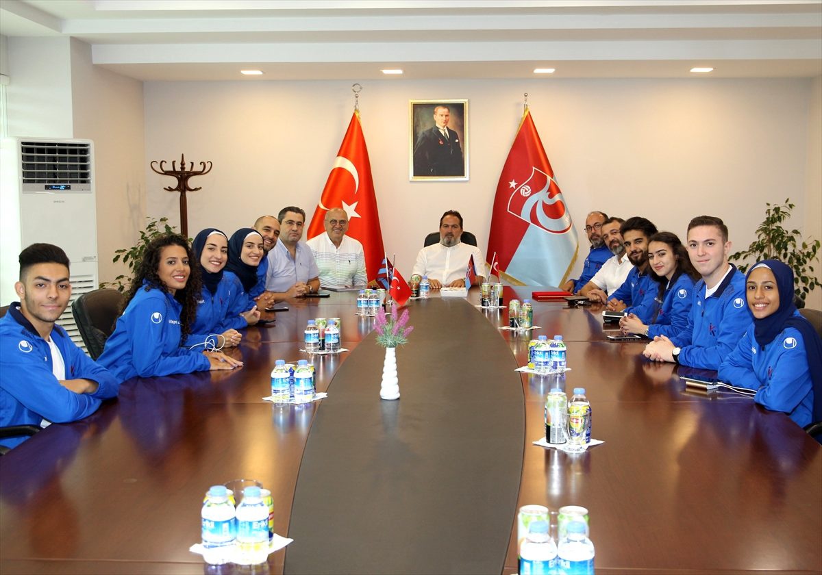 Lübnan Karate Milli Takımı\'ndan Trabzonspor\'a ziyaret