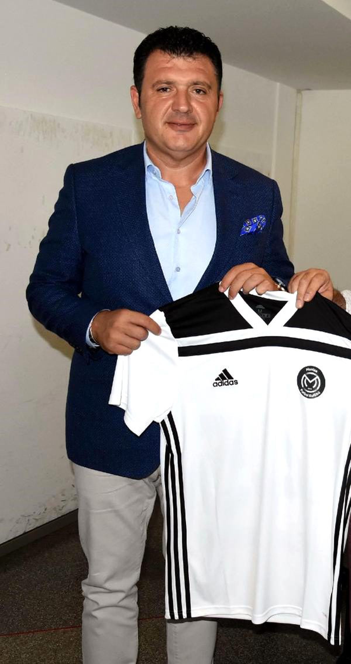 Manisa FK geleceği planlıyor