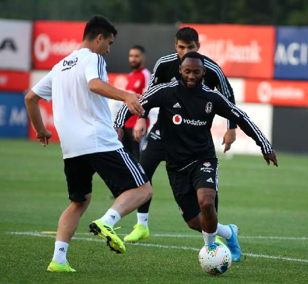 N\'Koudou, Beşiktaş\'ta ilk antrenmanına çıktı
