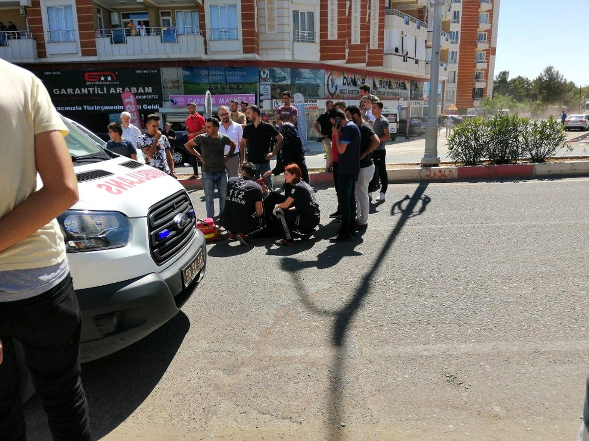 Siirt\'te otomobilin çarptığı kadın yaralandı