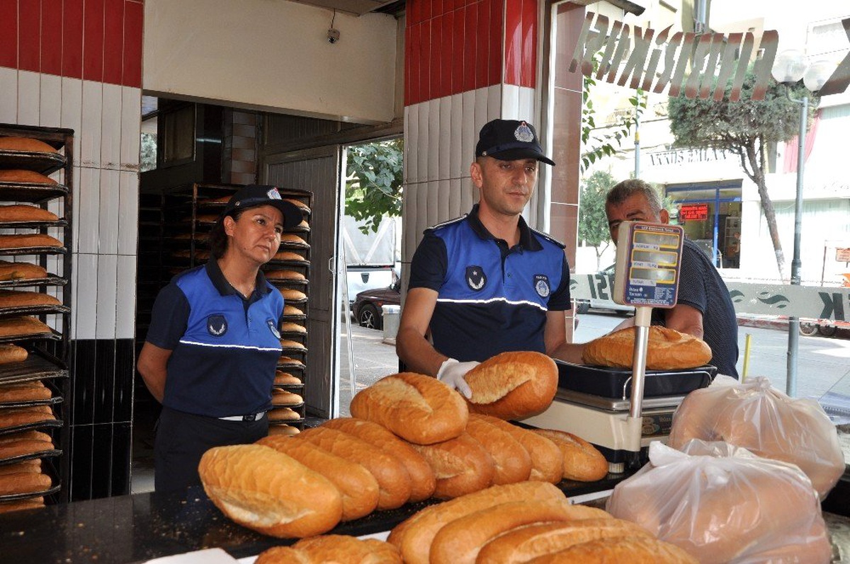 Toroslar zabıtası, fırın denetimlerini sıklaştırdı