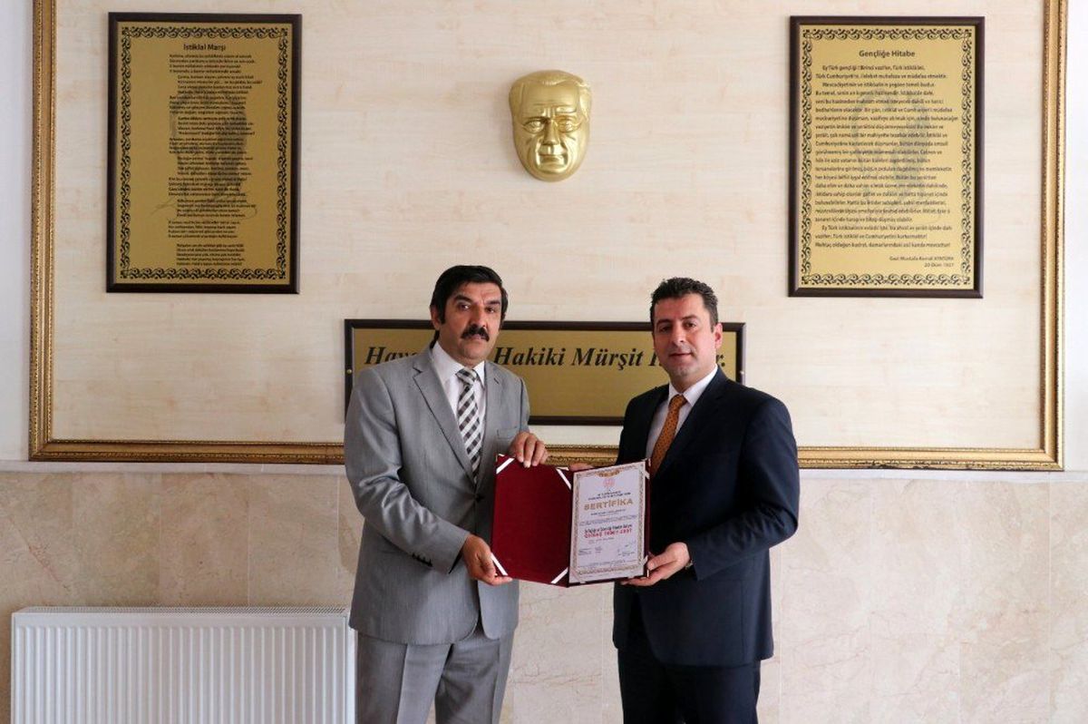 Üç okula sertifika verildi