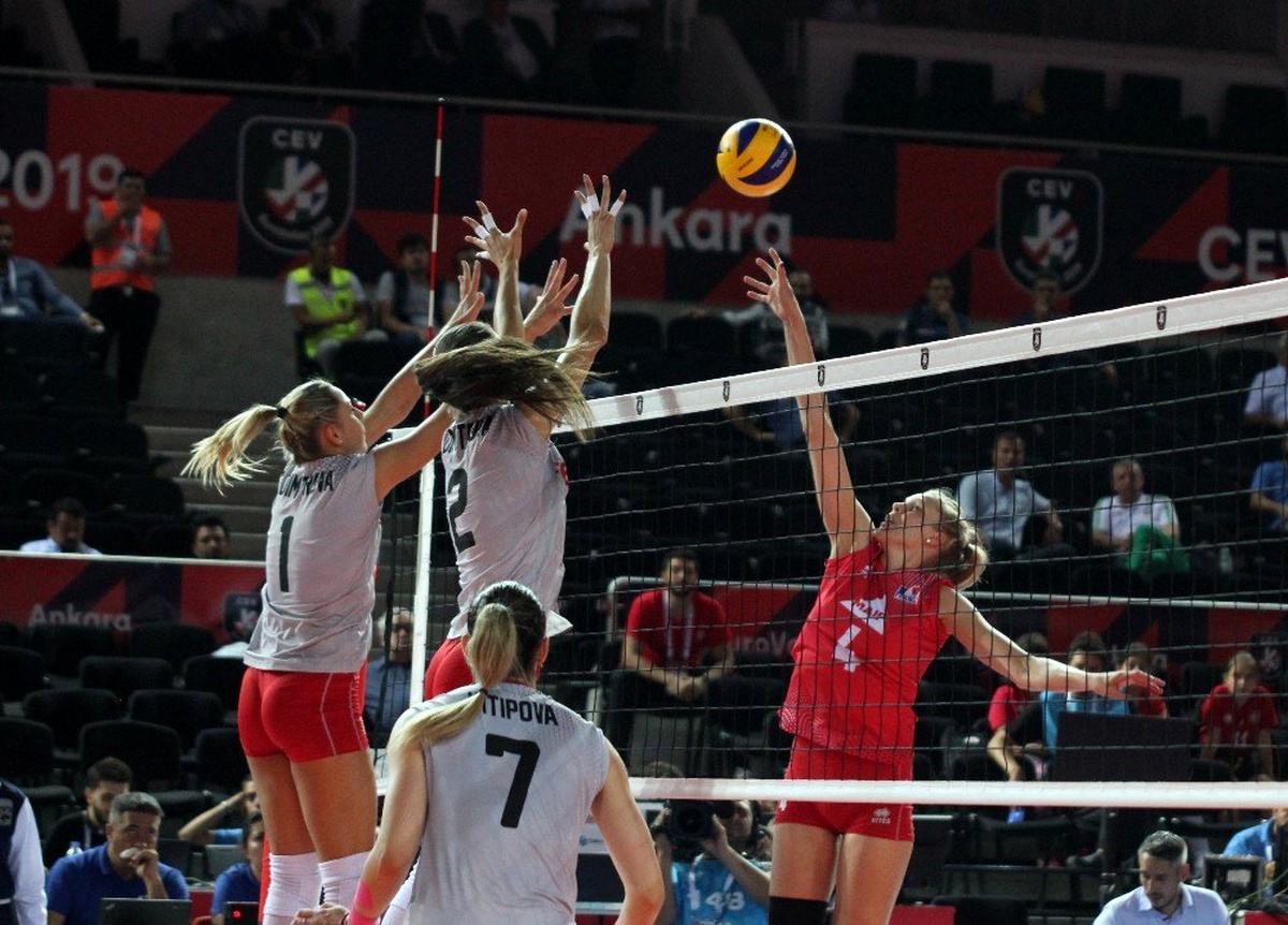 2019 Kadınlar Voleybol Avrupa Şampiyonası A Grubu: Fransa: 3 - Bulgaristan: 2