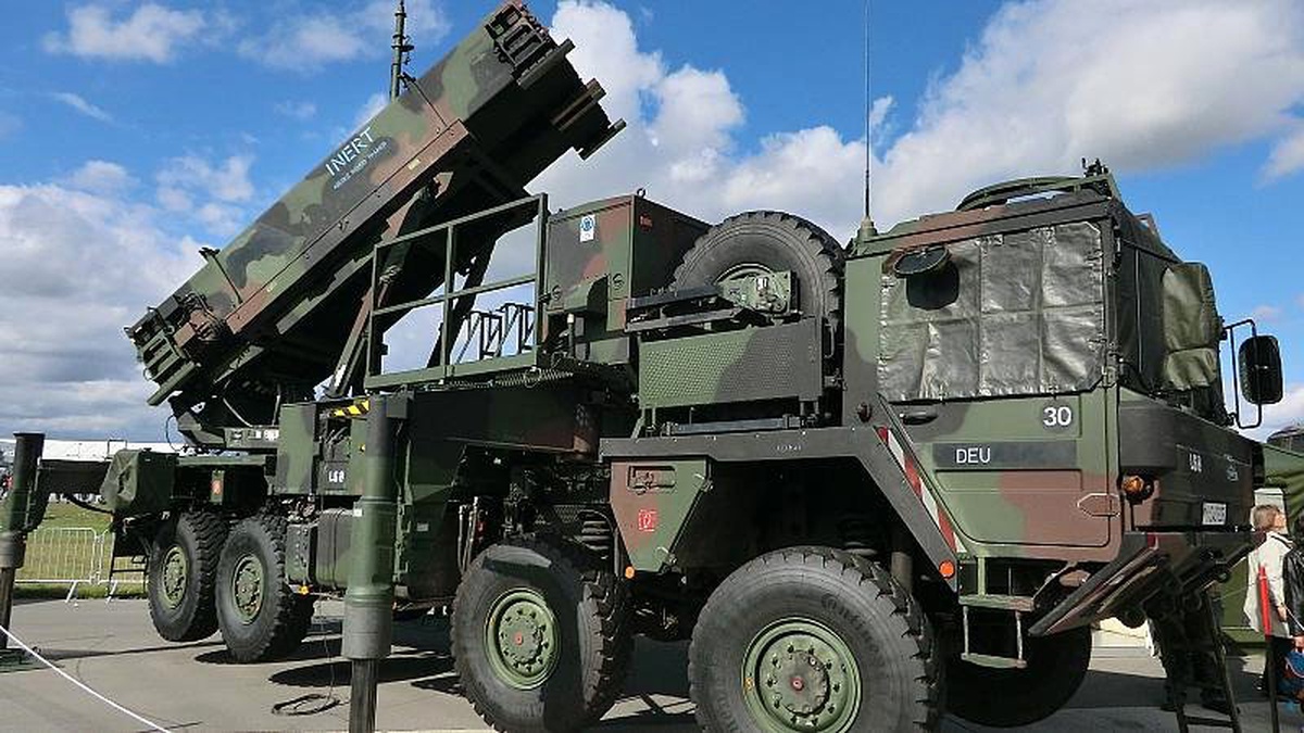 ABD\'li yetkili: Türkiye\'ye yapılan Patriot teklifi S-400\'lerin teslimiyle geri çekildi